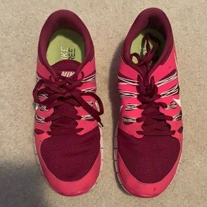Nike free runners